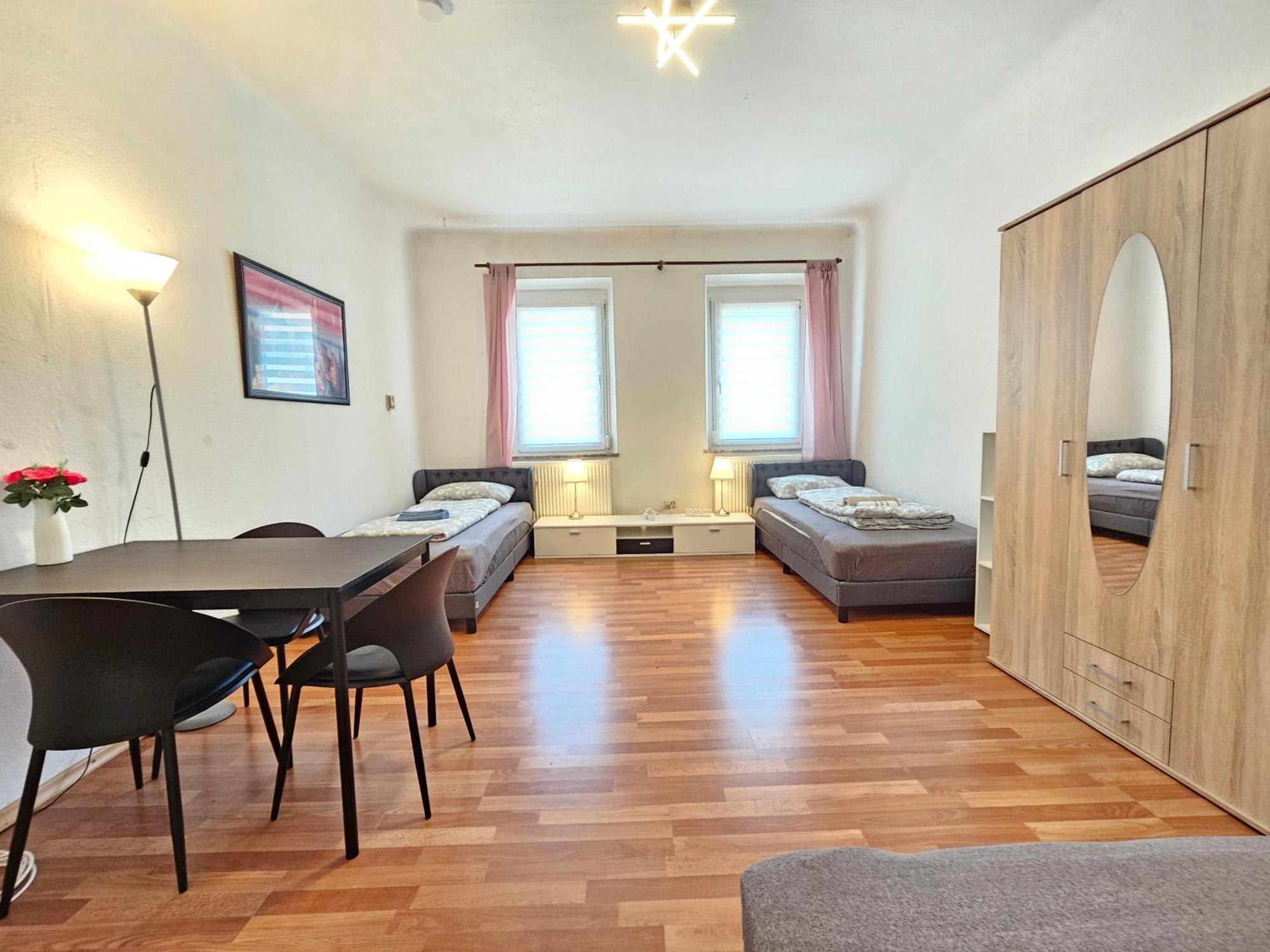 Wohnreich Zentral 3er Wg Homestay *