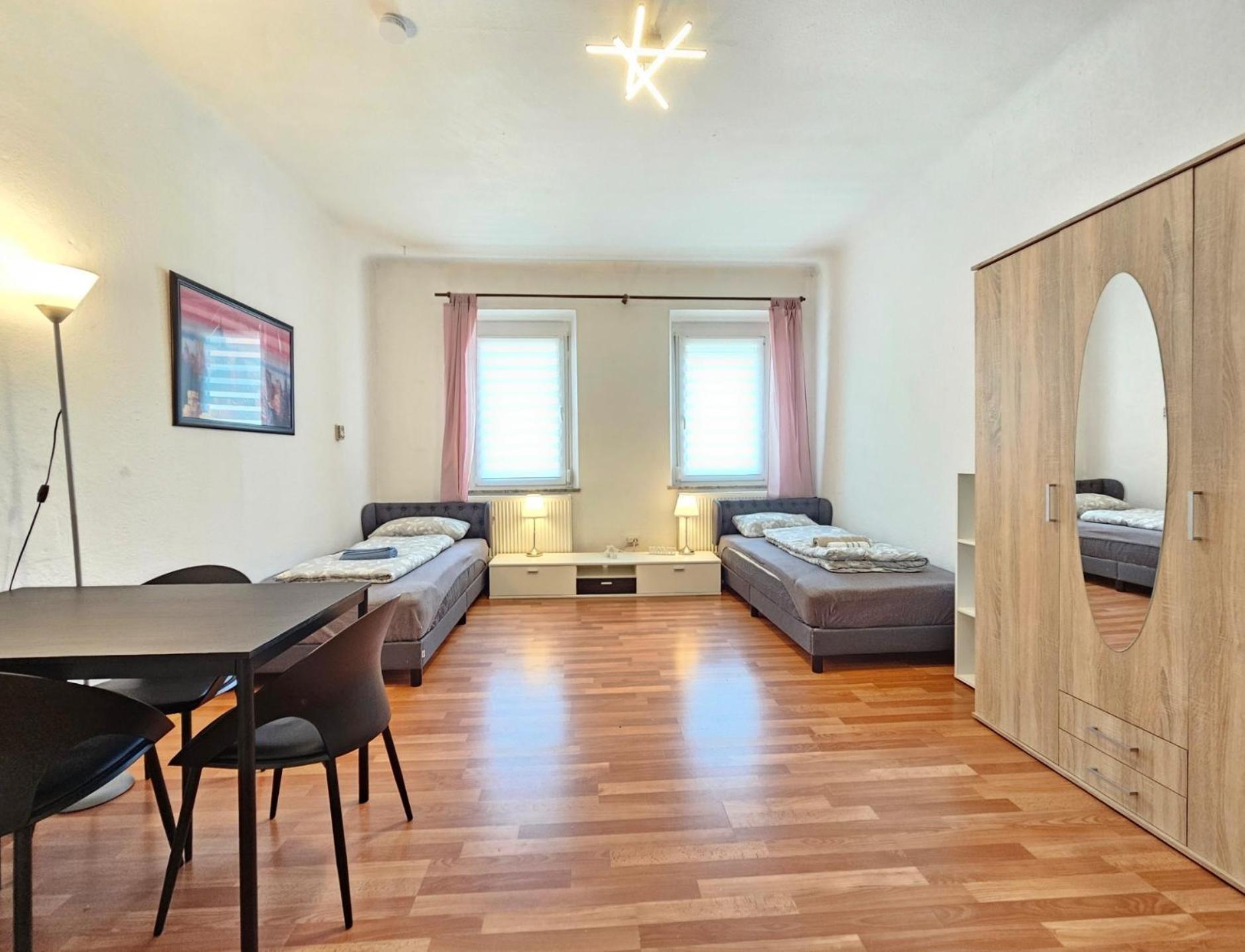 Wohnreich Zentral 3er Wg Homestay *
